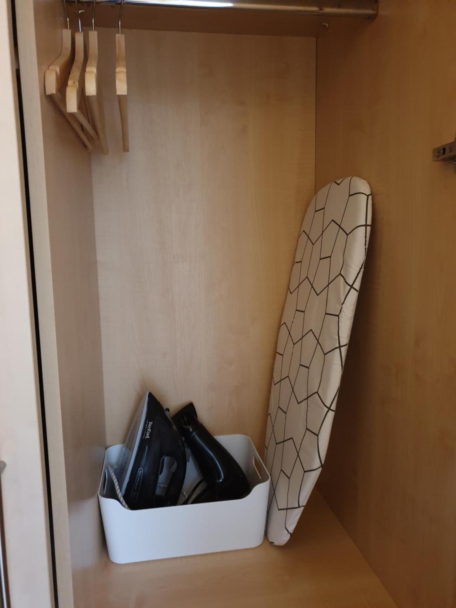 London Luxury Apartments 3 Bedroom Sleeps 8 With 3 Bathrooms 5 Mins Walk To Tube Station Free Parking イルフォード エクステリア 写真